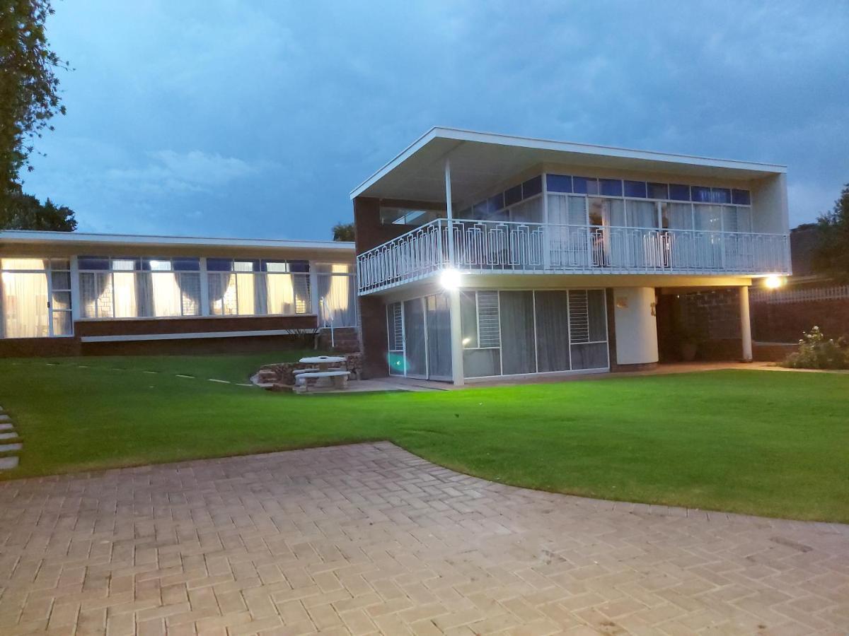 Goedgedacht Guestrooms Potchefstroom Buitenkant foto